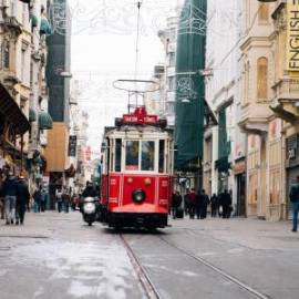 £ 34,900, Kawasaki, W175 SE, Moped, 100cc, Diesel Hybrid