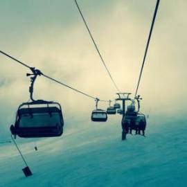 £ 22,700, Toyota, Corolla(E10), Box / Luton Van, 6.0L, Diesel Plug-in Hybrid, Semi-Automatic