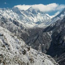 £ 2,500, De-Luxe, Ford, Minivan, 4.0L, Petrol Plug-in Hybrid, Manual